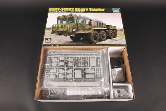Trumpeter 01090 1/35 KZKT-74282 Heavy Tractor