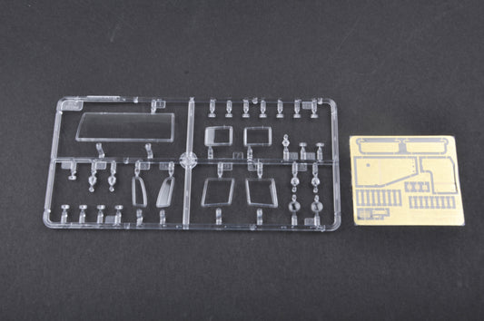 Trumpeter 1/35 01007 M1083 FMTV Standard Cargo Truck
