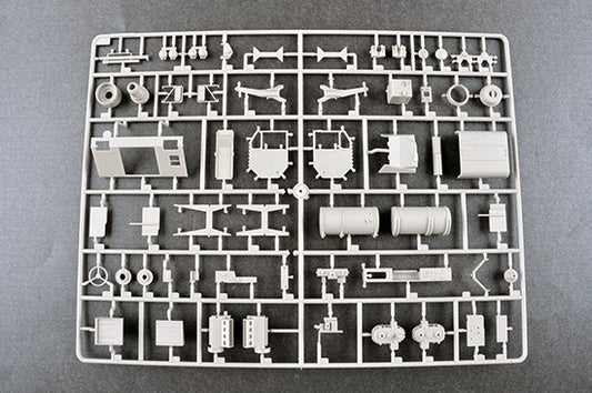 Trumpeter 01067 1/35 scale M1142 HEMTT TFFT Tactical Fire Fighting Truck