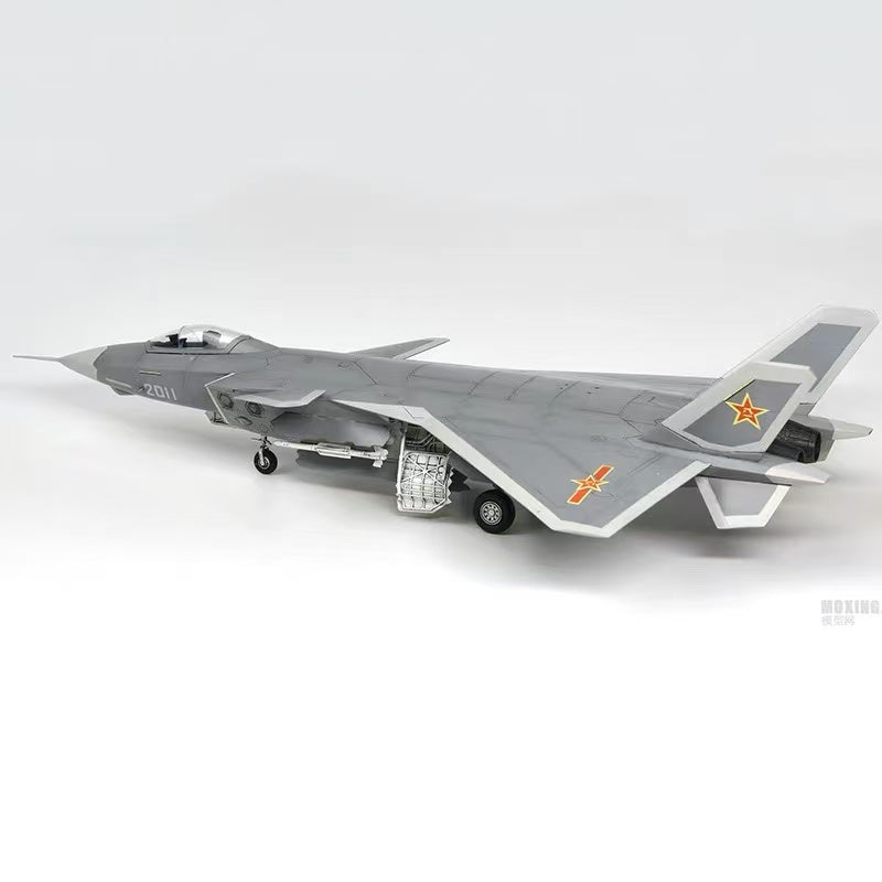 Trumpeter 1/72 01665 PLAAF J-20 "Mighty Dragon" Prototype No.2011
