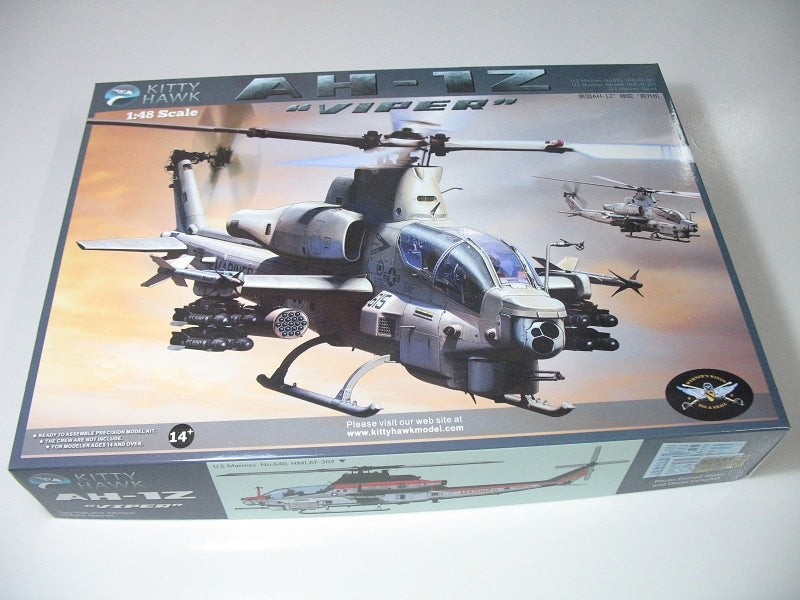 Kitty Hawk 80125 1/48 AH-1Z "Viper" Assembly model New