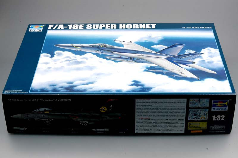 Trumpeter 1/32 03204 F/A-18E Super Hornet model kit 2019
