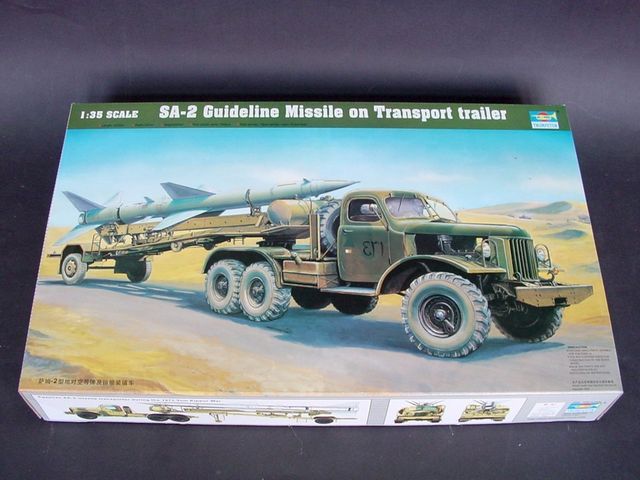 Trumpeter 1/35 00204 SA-2 Missile on Transport Trailer