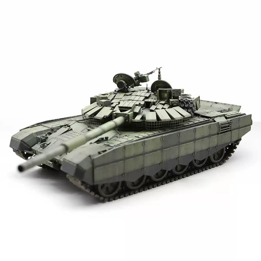 Amusing 35A075 1/35 T-72B3 Tank Model Kit