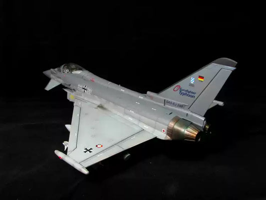 Hobbyboss 1/72 80265 EF-2000B Eurofighter Typhoon Model Kit