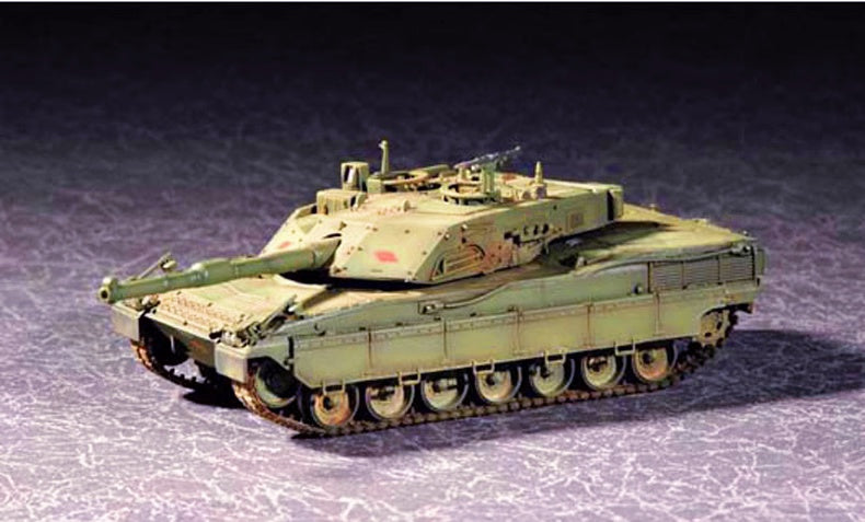 Trumpeter 07250 1/72 scale Italian C1 Ariete MBT model kit