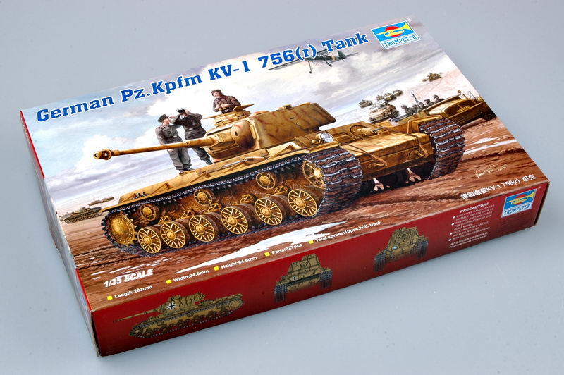 Trumpeter 1/35 00366 German Pz.Kpfm KV-1 756(r) Tank model kit