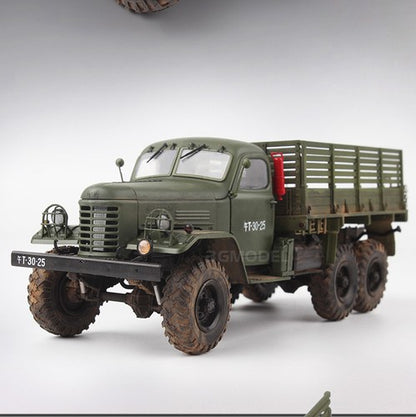 Trumpeter 01002  1/35 China Liberation ca-302.5 ton troop truck