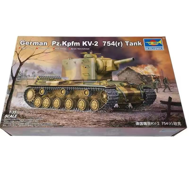 Trumpeter 00367 1/35 German Pz.Kpfm KV-2 754(r)
