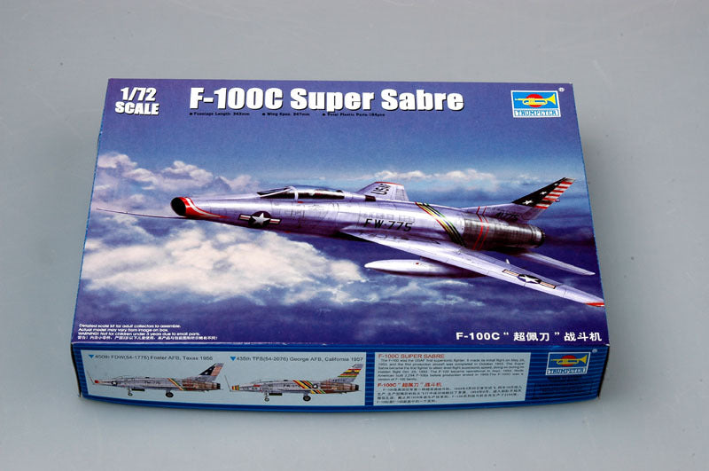 Trumpeter 1/72 01648 F-100C Super Sabre