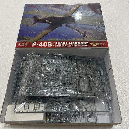 Great Wall L3202 1/32 Scale P-40B Warhawk Pearl Harbor Airplane Model Kit