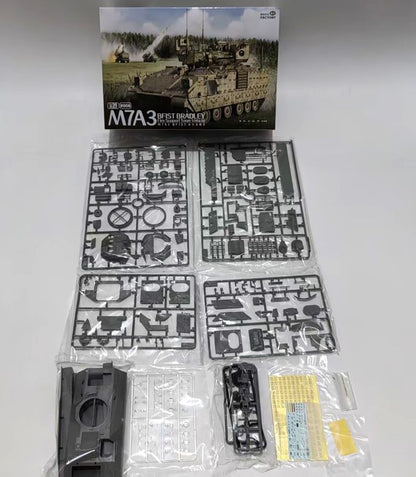 MAGIC FACTORY 2006 1/35 M7A3 BFIST BRADLEY Fire Support Team Vehicle Model KIt