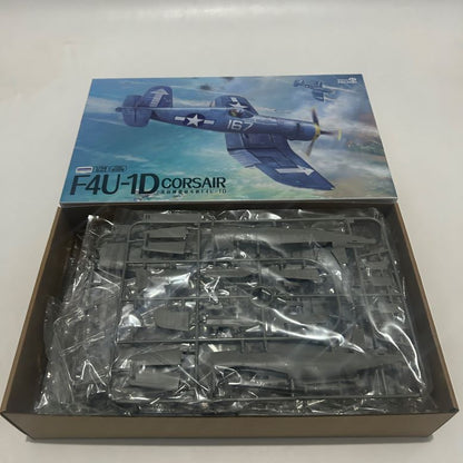 F4U Corsair Propeller Aircraft Model Kit | MAGIC FACTORY 5006 1/48