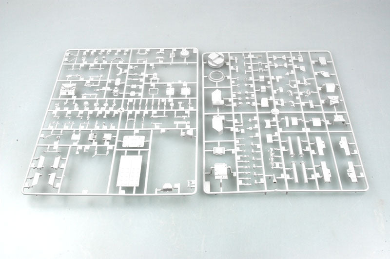 Trumpeter 1/35 01558 Canadian LAV-III TUA