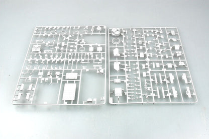 Trumpeter 1/35 01558 Canadian LAV-III TUA