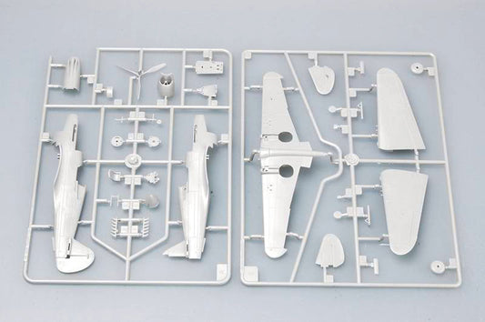 Trumpeter 1/72 01632 Curtiss P-40B / P-40C Kittyhawk