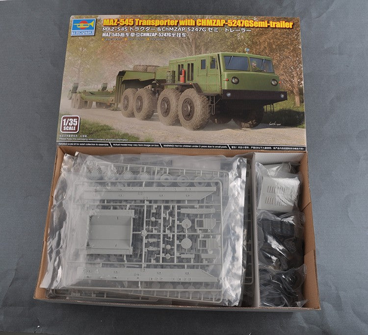 Trumpeter Models 01089 1/35 MAZ-545 Transporter with CHMZAP-5247G Semi-Trailer