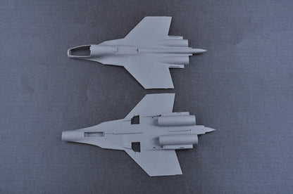 Trumpeter 1/72 01669 Sukhoi SU-33UB Flanker D