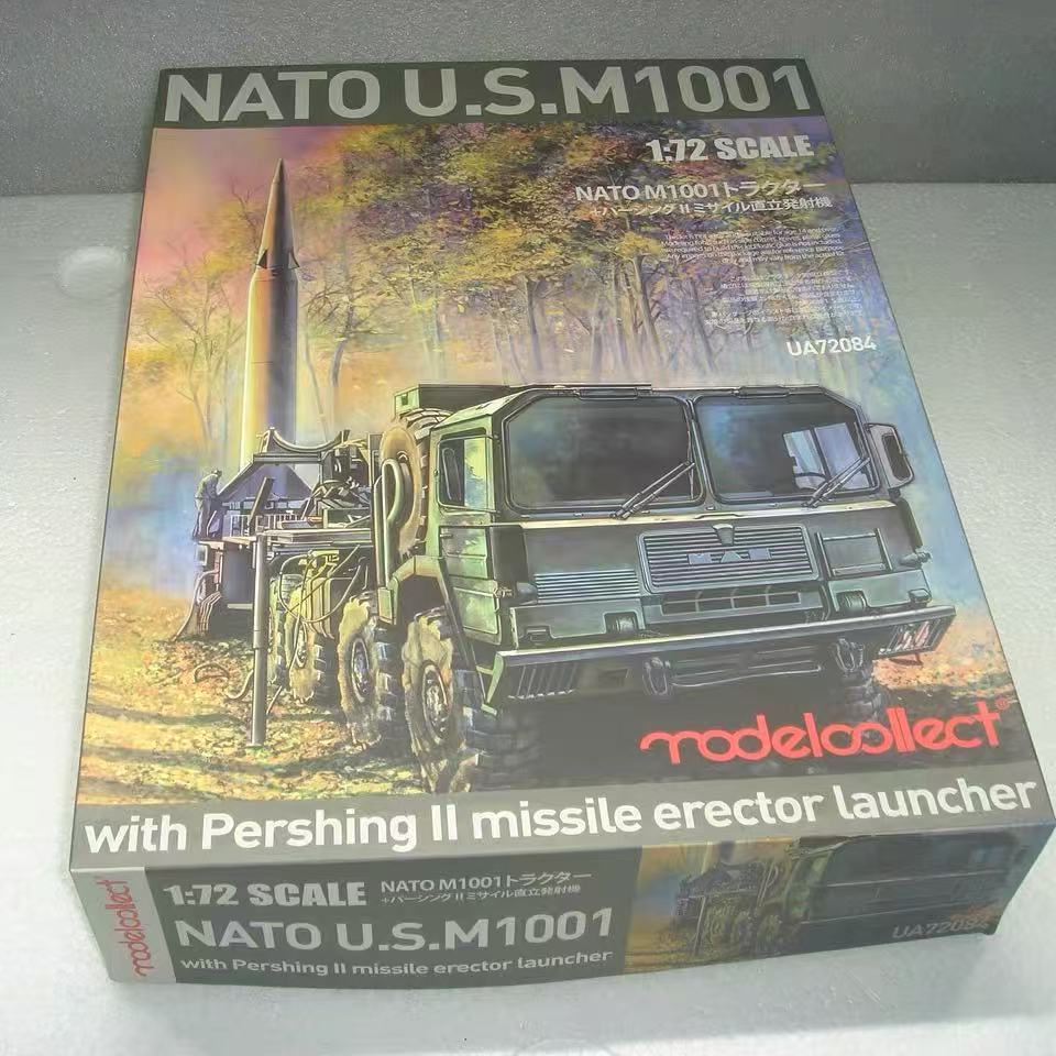 Model Collect 1/72 UA72084 NATO M1001 Man Tractor w/Pershing II Missile Launcher