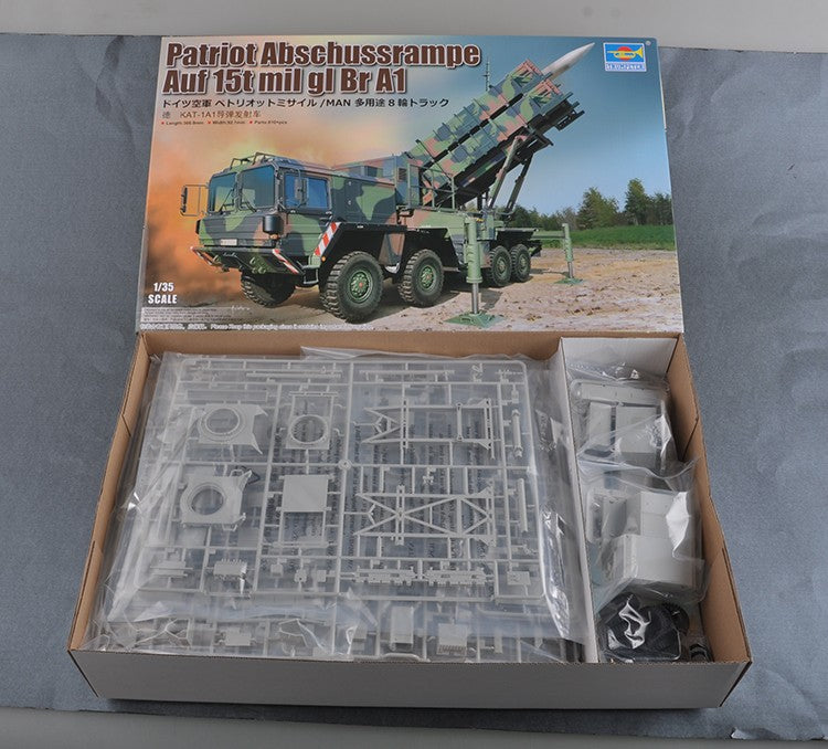 Trumpeter Models 01088 1/35 Patriot SAM Launching System Plastic Model Kit