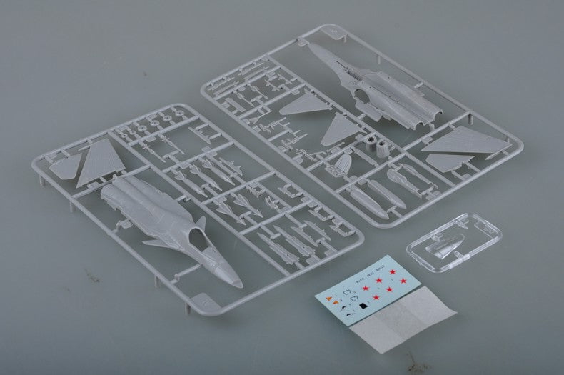 Trumpeter 01329 1/144 SUKH01 SU-34 STRIKE FLANKER Model kit