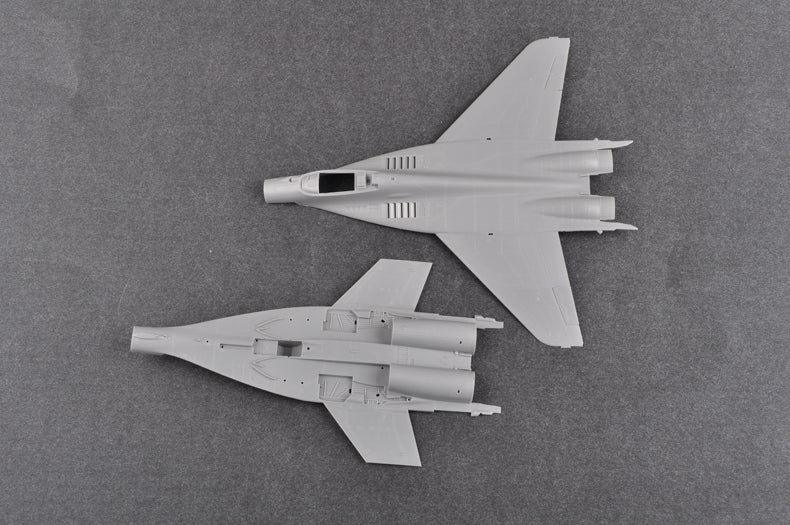 Trumpeter 1/72 01674 Mikoyan MiG-29A Fulcrum (Izdeliye 9.12)