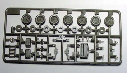 Trumpeter 01102 1/72 Soviet Zil-157 Fuel Truck hot