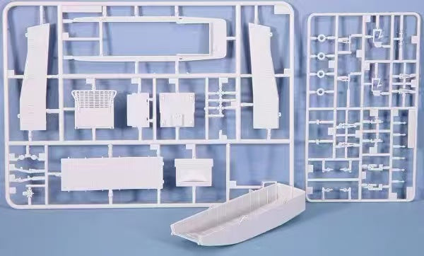 Trumpeter 00102 1/144 LCM-3 Vehicle Landing Craft