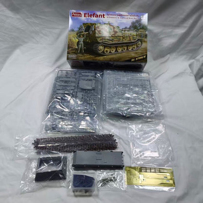 Amusing 35A057 1/35 Sd.Kfz.184 Elefant Full Interior Clear Version Tank w/Zimmerit