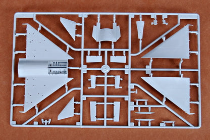 Trumpeter 1/72 01611 Chinese J-10 Fighter