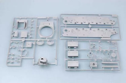 Trumpeter 00367 1/35 German Pz.Kpfm KV-2 754(r)