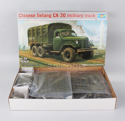 Trumpeter 01002  1/35 China Liberation ca-302.5 ton troop truck