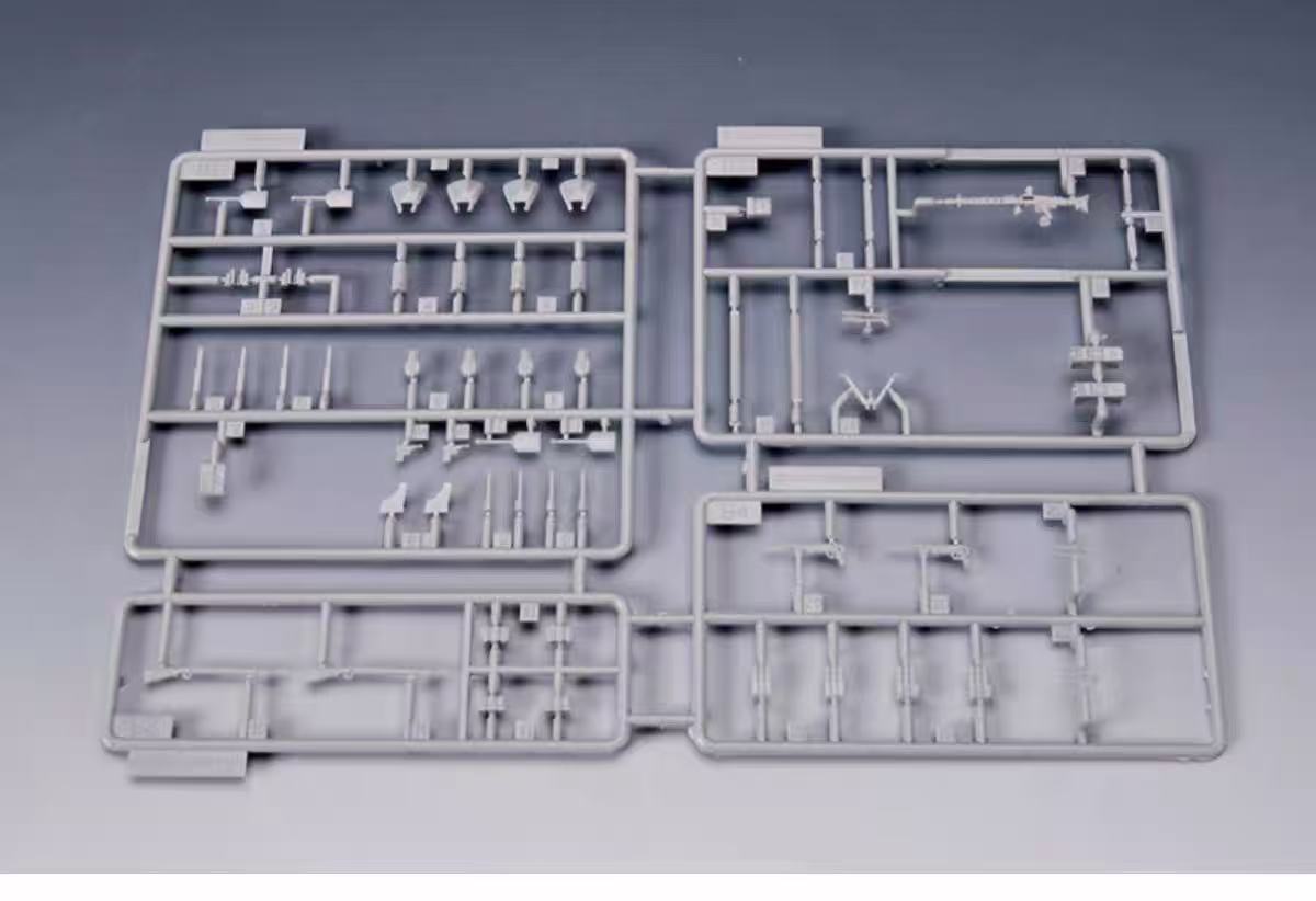 Trumpeter 00405 1/35 scale ARMED SS ASSAULT TEAM PLASTIC MODEL kit