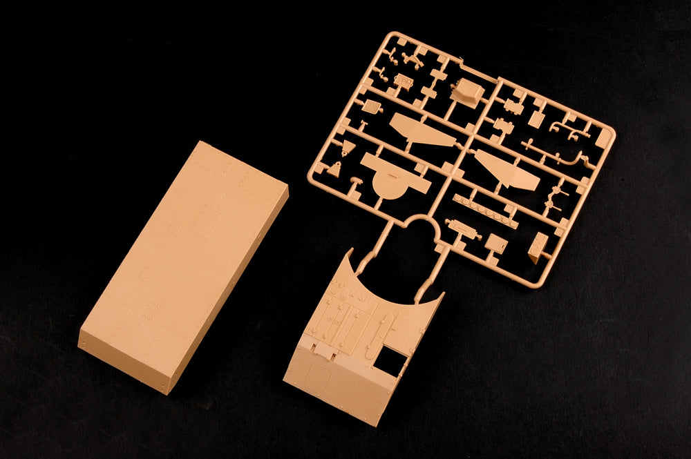 Trumpeter 1/35 01586 Waffentrager 10.5cm leFH 18