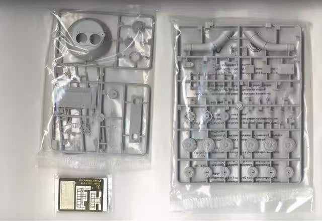 Trumpeter  1/35 00382  Polish PT-76B Tank