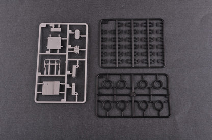 Trumpeter 1/35 01047 M270/A1 Multiple Launch Rocket System Finland/Netherlands