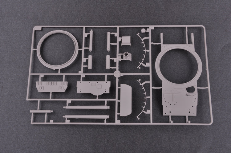 Trumpeter 01553 1/35 Soviet T-62 BDD Mod.1984 (Mod 1962 Modification)