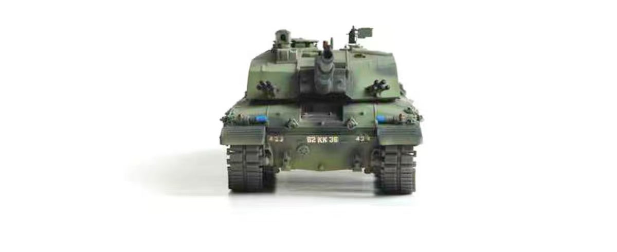 Trumpeter 1/35 00308 British Challenger 2