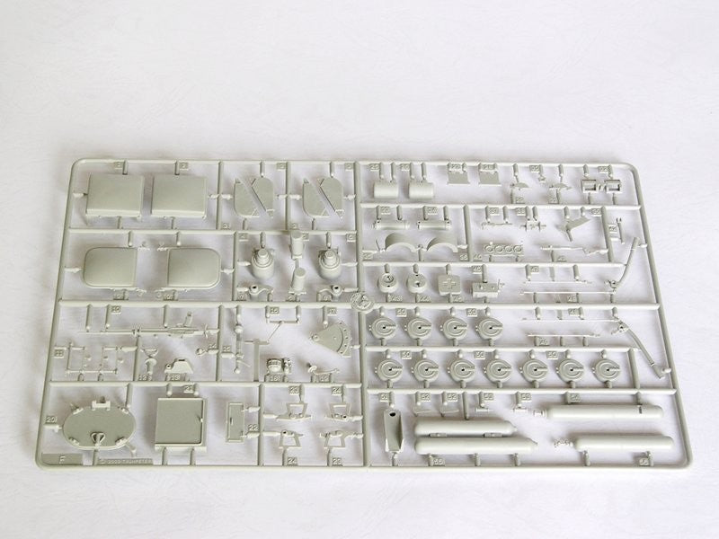 Trumpeter 00902 1/16 T-34/85 Model 1944 “Factory No 183” Model Kit