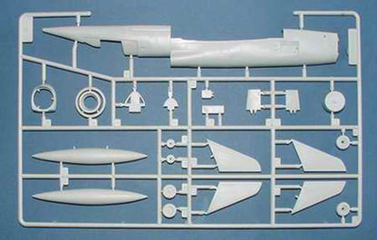 Trumpeter 1/72 01605 North American F-107A Ultra Sabre