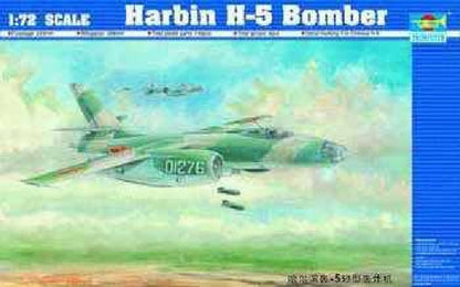 Trumpeter 1/72 01603 Harbin H-5 Bomber
