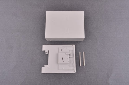 Trumpeter 01048 1/35 M270/A1 Mutiple Launch Rocket System-Norway