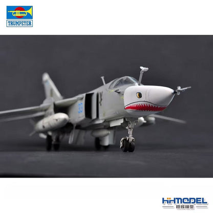 Trumpeter 1/72 01672 Su-24MR Fencer-E