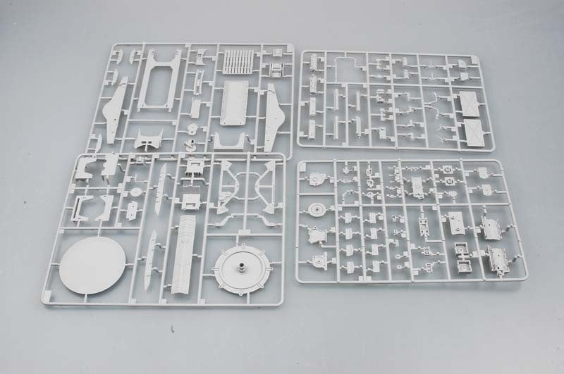Trumpeter 1/35 01540 Geschutzwagen Tiger Grille21/210