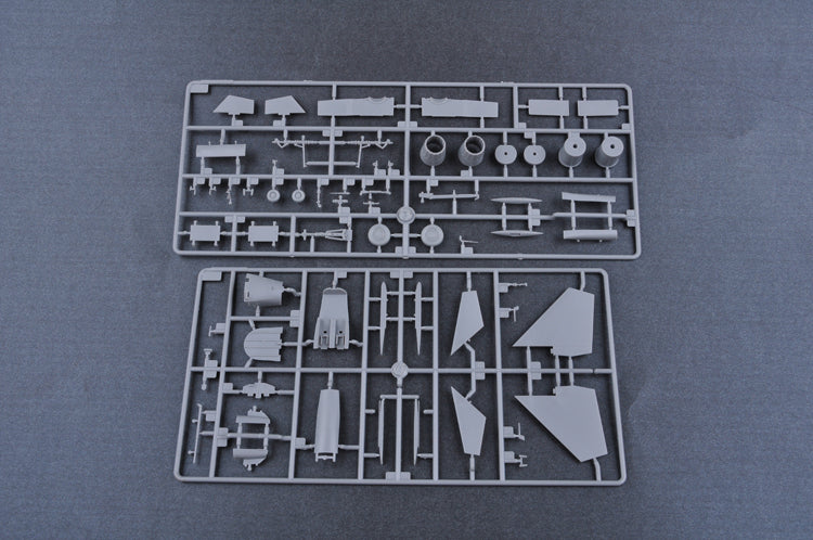 Trumpeter 1/72 01669 Sukhoi SU-33UB Flanker D