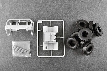 Trumpeter 01064 1/35 HEMTT M1120 Container Handing Unit (CHU) 2020 new