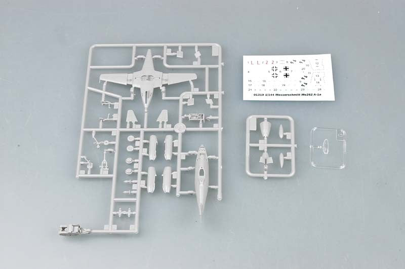 Trumpeter 01319 1:144 Scale Messerschmitt Me 262 A-1a Model Kit