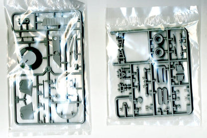 Trumpeter 1/35 01592 German SPW -70 assembly model