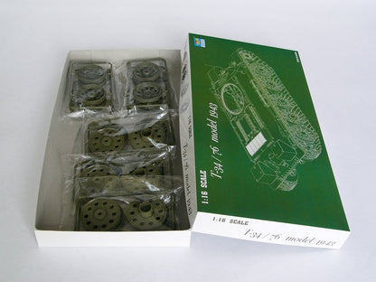 Trumpeter 00903 1/16 T-34-76 Medium Tank Type 1943 model kit