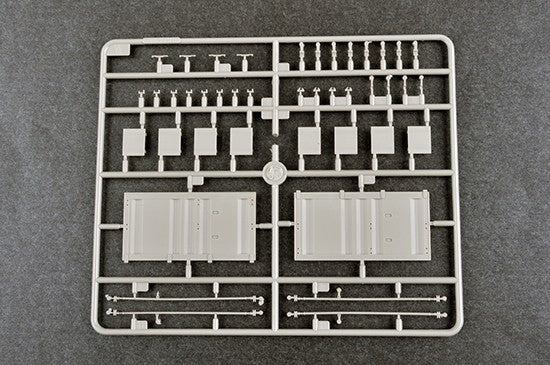 TRUMPETER 01076 1:35 Scale 3M24 Club-k in 20-feet variant with Kh-35UE Model Kit